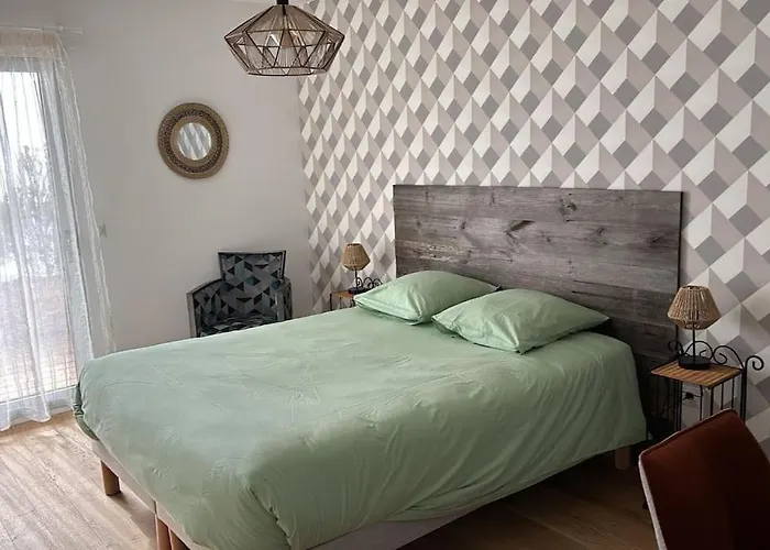 2 Neuf Bord De Apartament Royan