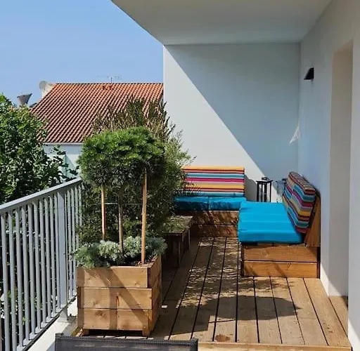 2 Neuf Bord De Apartament Royan